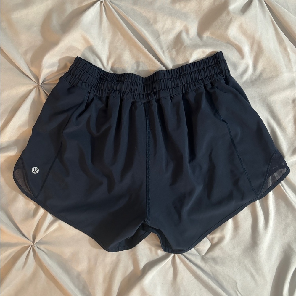 Lululemon Hotty Hot Shorts 2.5"